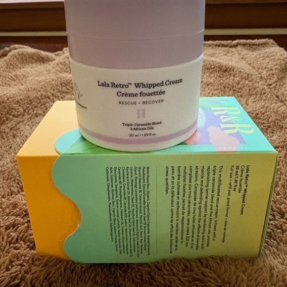 Drunk Elephant
Lala Retro™ Nourishing Whipped Refillable Moisturizer - Picture 8 of 8
